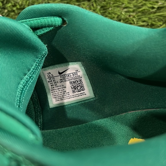 Rare Nike Sabrina 1 “Quack” Shoes - Picture 9 of 12